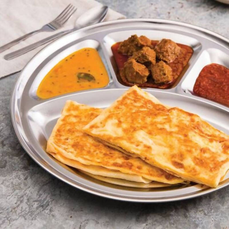 C12 Roti Telur with Beef Rendang