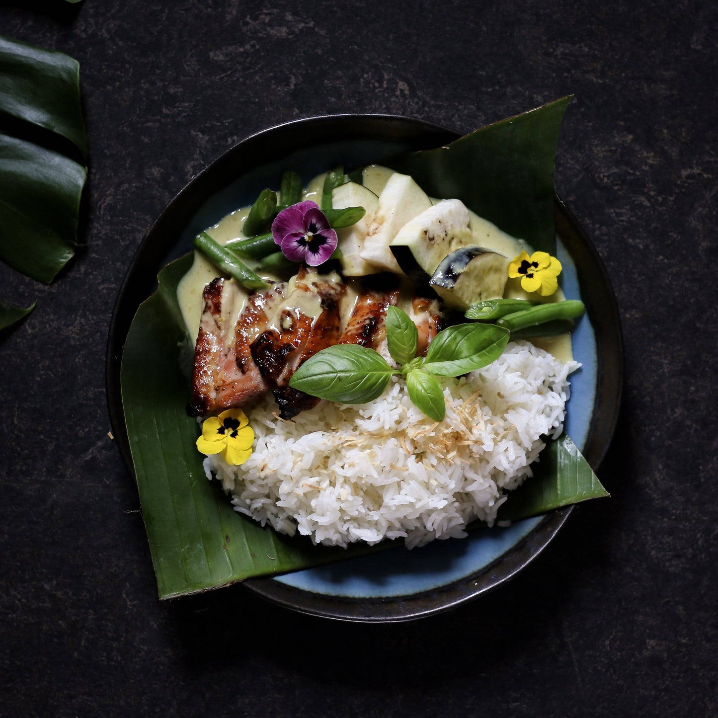 GAENG KIEW GAI YANG (Thai green curry grilled chicken)