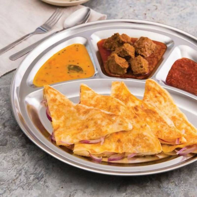 C13 Roti Telur Bawang with Beef Rendang