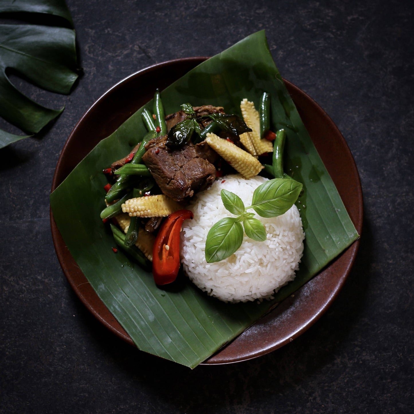 KRA PRAO NUER (THAI BASIL BEEF)