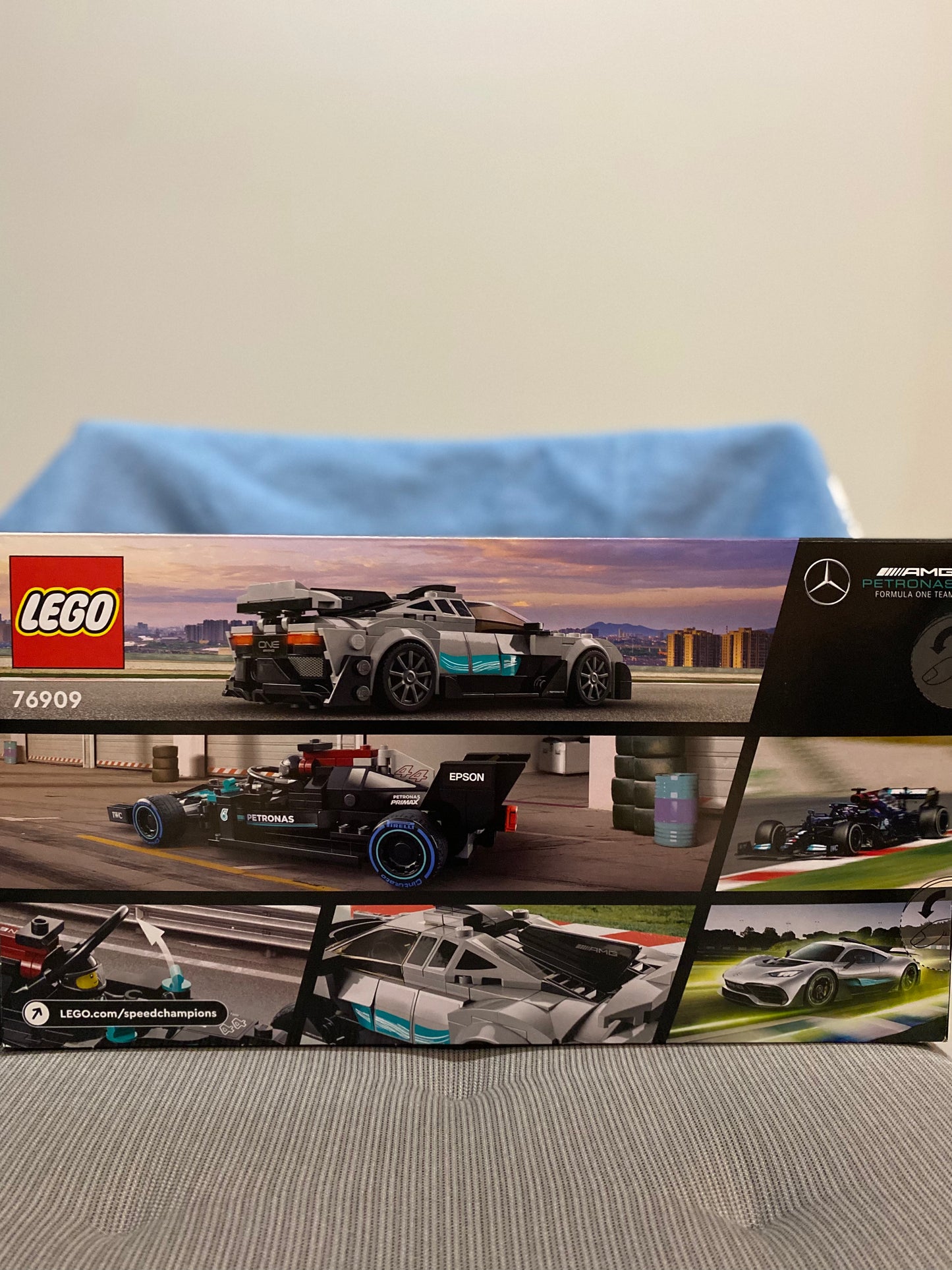 76909 LEGO Speed Champions Mercedes-AMG F1 W12 E Performance & Mercedes-AMG Project One