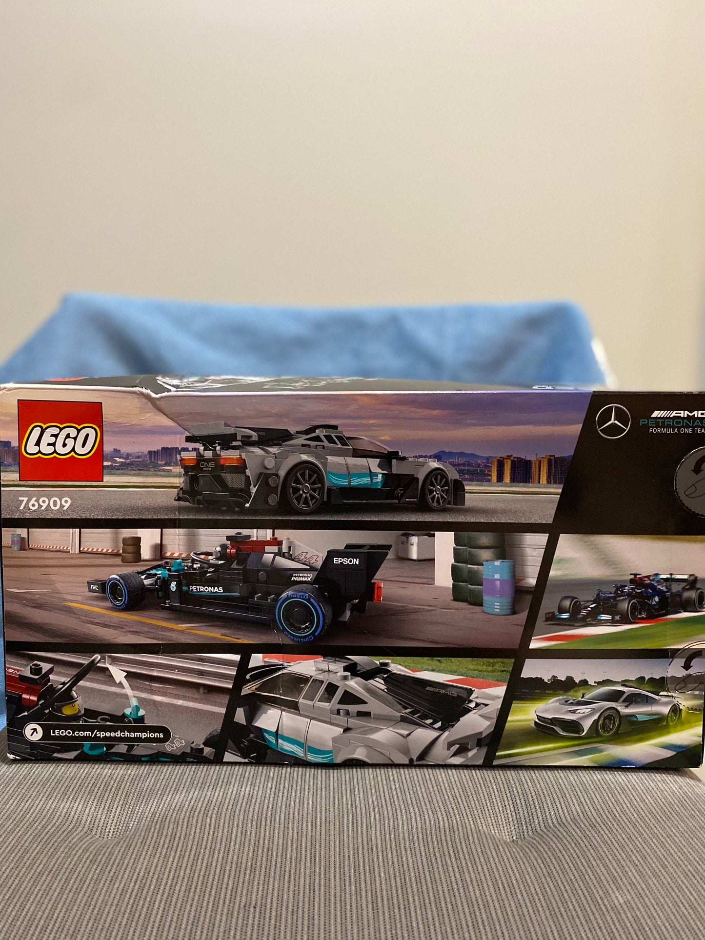 76909 LEGO Speed Champions Mercedes-AMG F1 W12 E Performance & Mercedes-AMG Project One